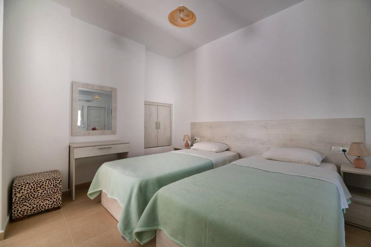 Irini-Kalamaki-Apartments Екстериор снимка